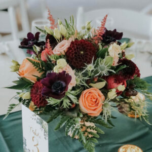 Table Centerpies for weddings in autumn colors