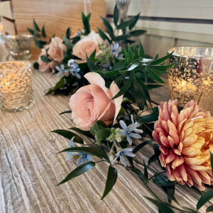 Floral Table displas for wedding in sunrise colors
